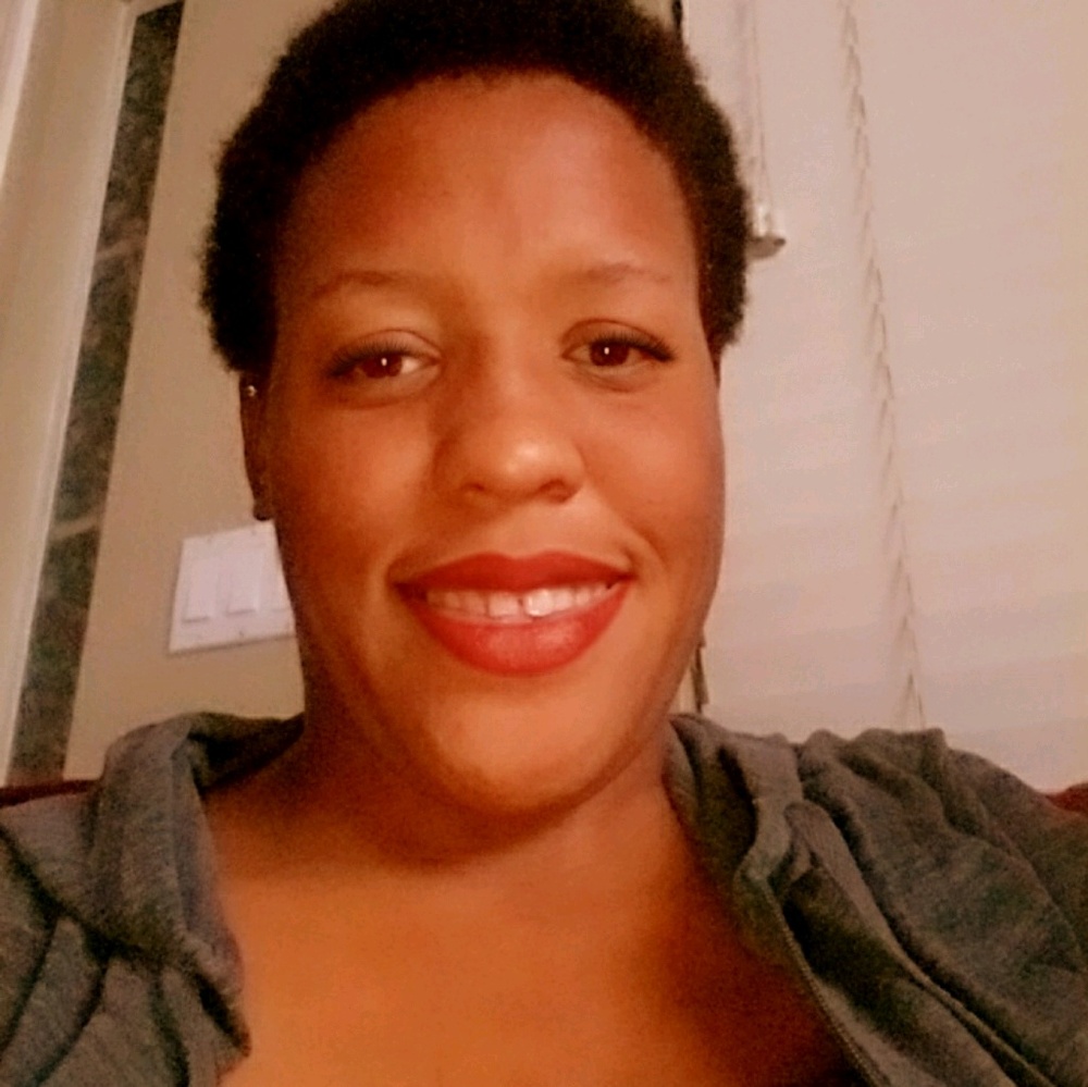 Meet your Posher, Latasha